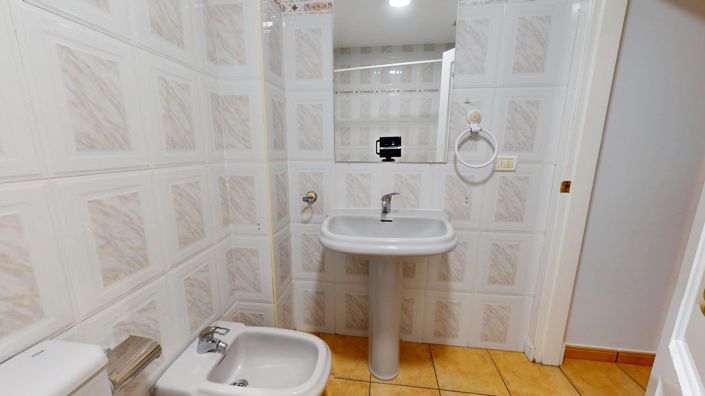 Image No.20-3 Bed Flat for sale