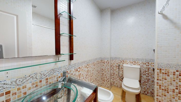 Image No.23-3 Bed Flat for sale