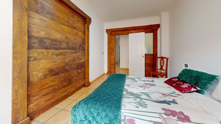 Image No.31-3 Bed Flat for sale