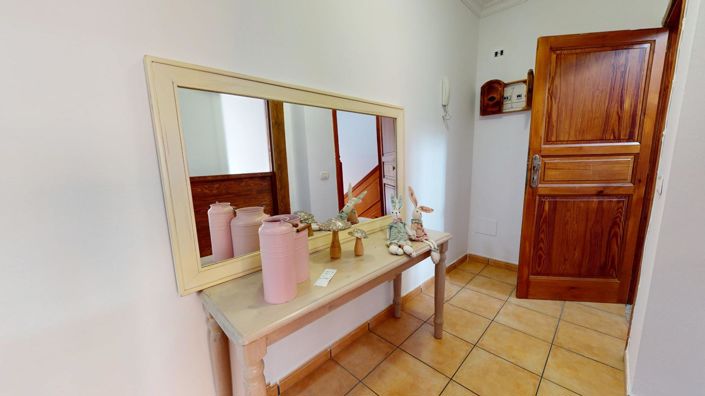 Image No.6-3 Bed Flat for sale