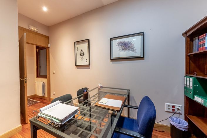 Image No.8-Appartement de 4 chambres à vendre à Bilbao