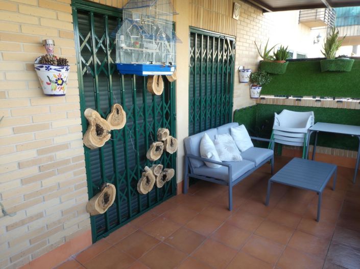 Image No.4-2 Bed Property for sale