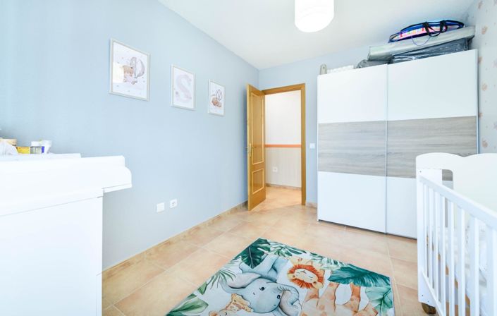 Image No.36-3 Bed Property for sale