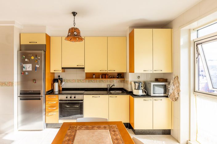 Image No.19-4 Bed Duplex for sale