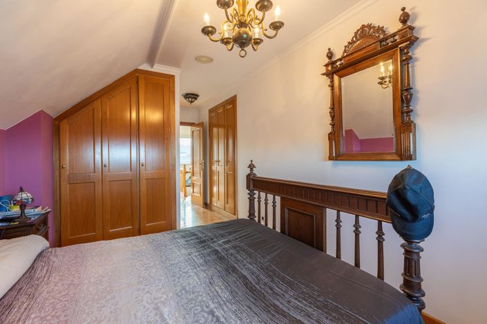 Image No.40-4 Bed Duplex for sale