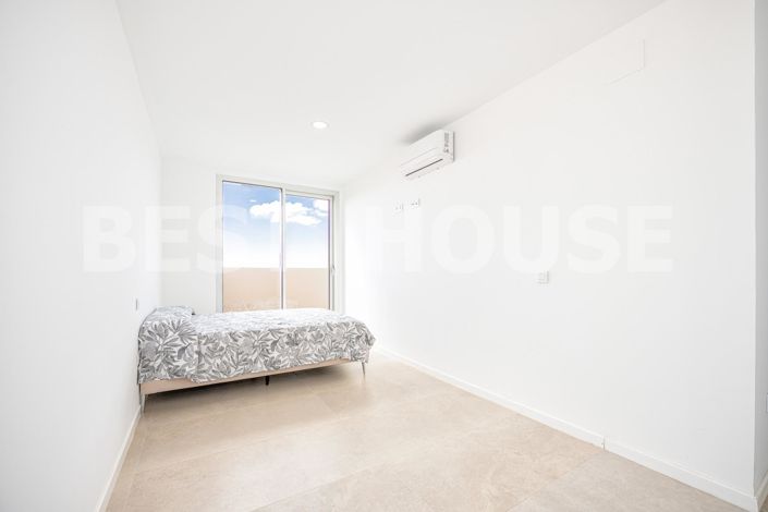 Image No.13-3 Bed Villa for sale