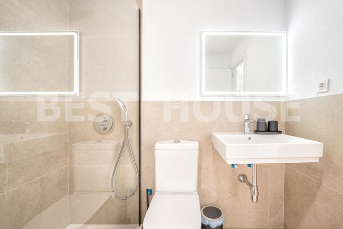 Image No.17-3 Bed Villa for sale