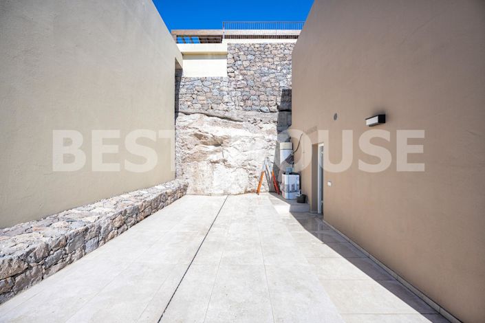 Image No.24-3 Bed Villa for sale