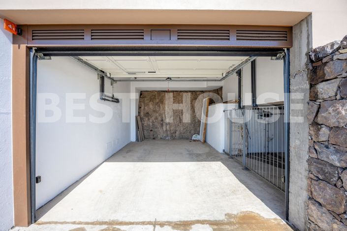 Image No.26-3 Bed Villa for sale