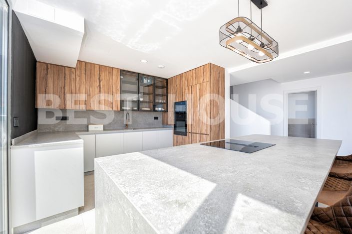 Image No.9-3 Bed Villa for sale