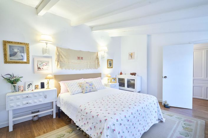 Image No.6-2 Bed House for sale