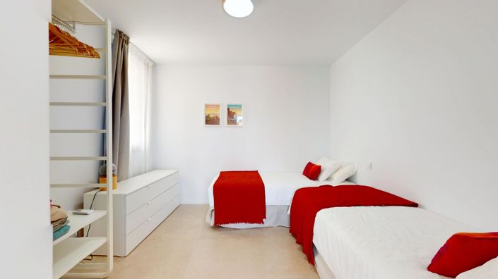 Image No.23-3 Bed House for sale