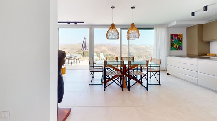 Image No.38-3 Bed House for sale