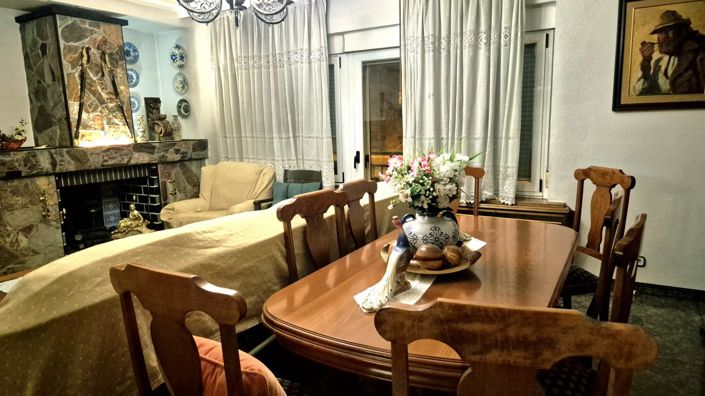 Image No.27-5 Bed Apartment for sale