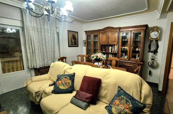 Image No.28-5 Bed Apartment for sale