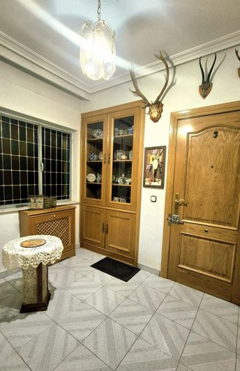 Image No.7-5 Bed Apartment for sale