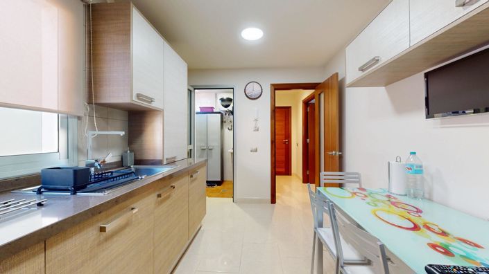 Image No.18-3 Bed Apartment for sale