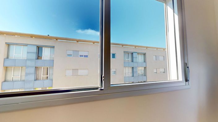 Image No.26-3 Bed Apartment for sale