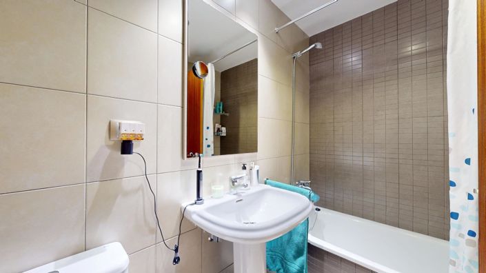 Image No.30-3 Bed Apartment for sale