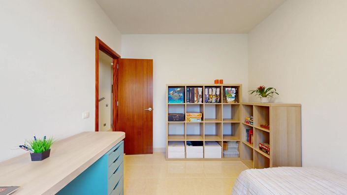 Image No.32-3 Bed Apartment for sale