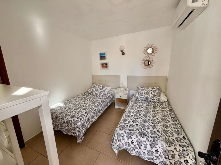 Image No.37-3 Bed Bungalow for sale