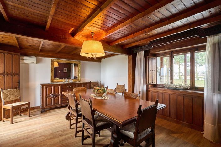 Image No.15-5 Bed Country House for sale