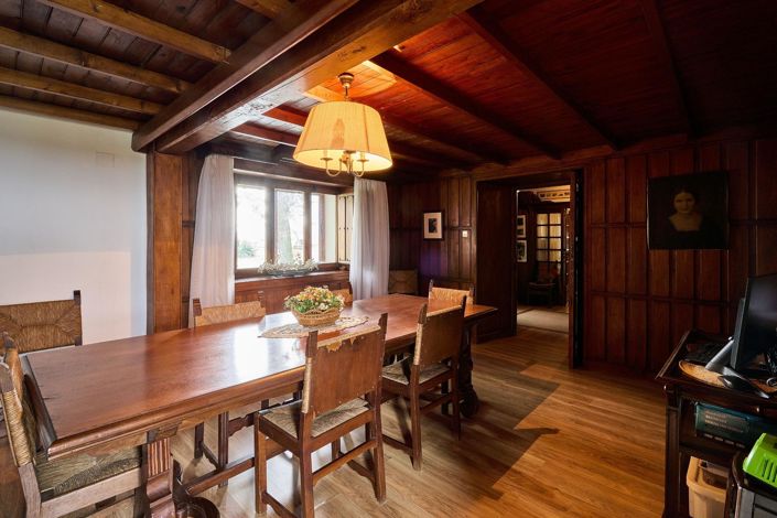 Image No.16-5 Bed Country House for sale