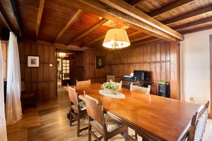 Image No.17-5 Bed Country House for sale