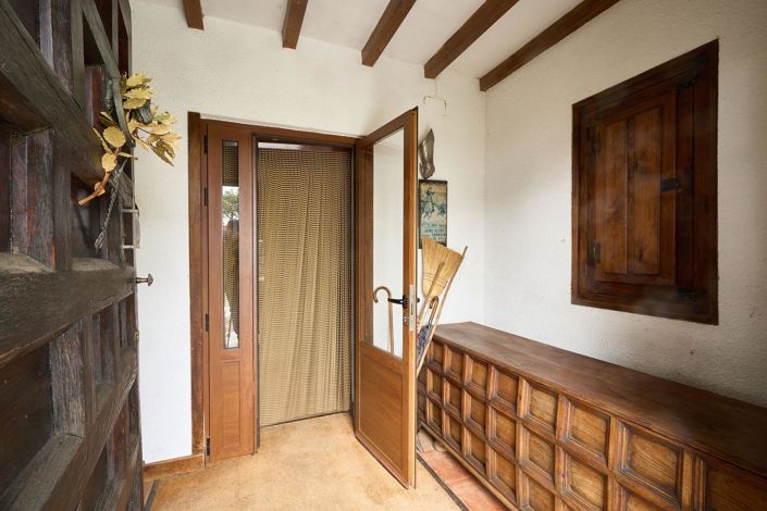 Image No.23-5 Bed Country House for sale