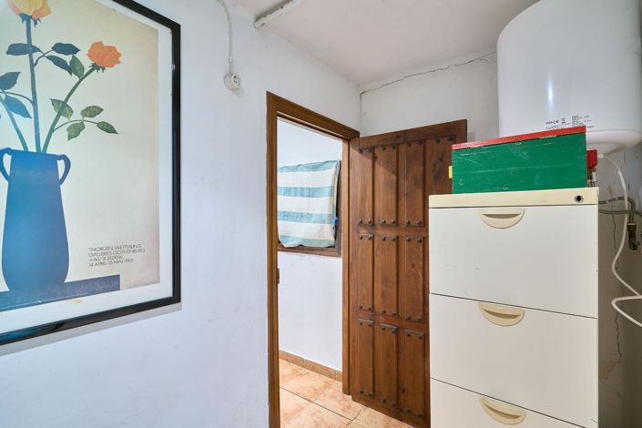 Image No.28-5 Bed Country House for sale