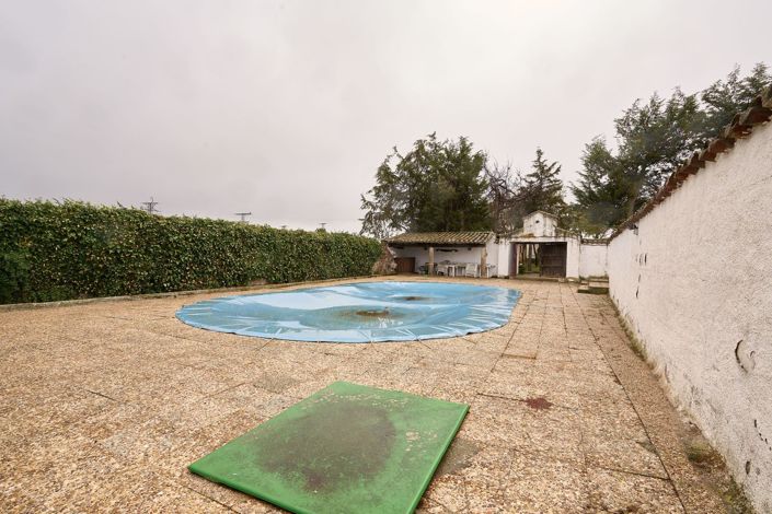 Image No.48-5 Bed Country House for sale