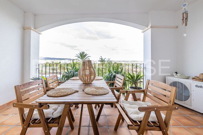 Image No.21-3 Bed Apartment for sale