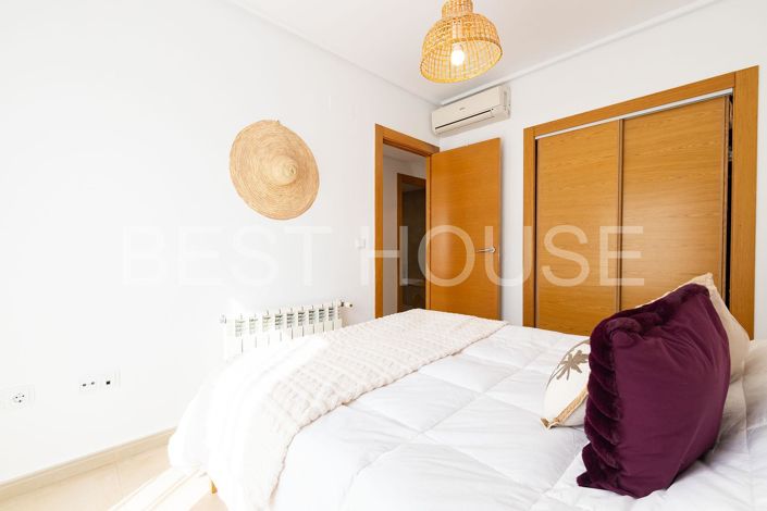 Image No.28-3 Bed Apartment for sale