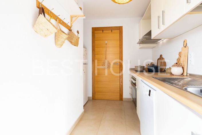 Image No.33-3 Bed Apartment for sale