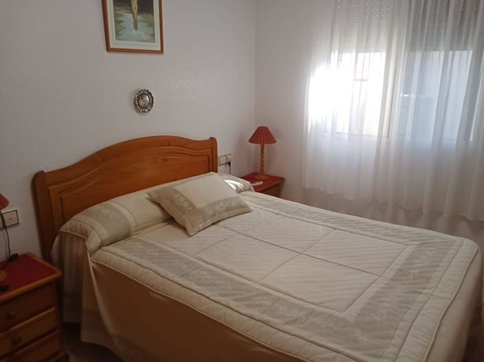 Image No.15-2 Bed Flat for sale