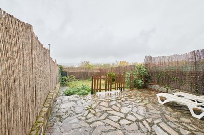 1 - Bolivar, Property