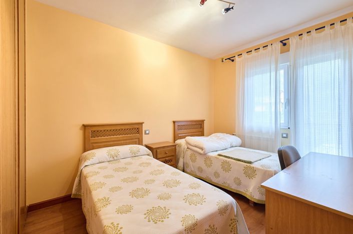 Image No.25-3 Bed Property for sale