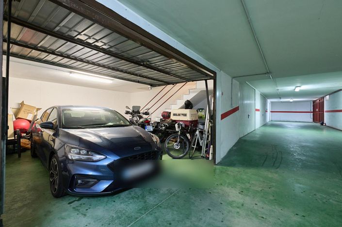 Image No.33-3 Bed Property for sale