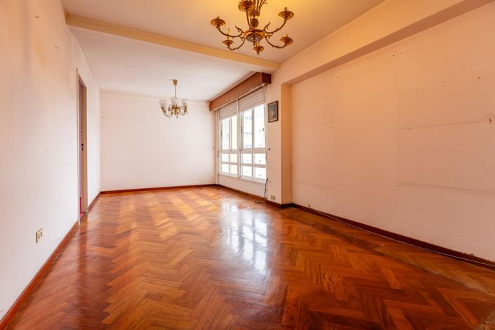 Image No.10-3 Bed Apartment for sale