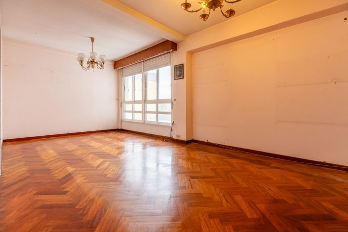 Image No.11-3 Bed Apartment for sale