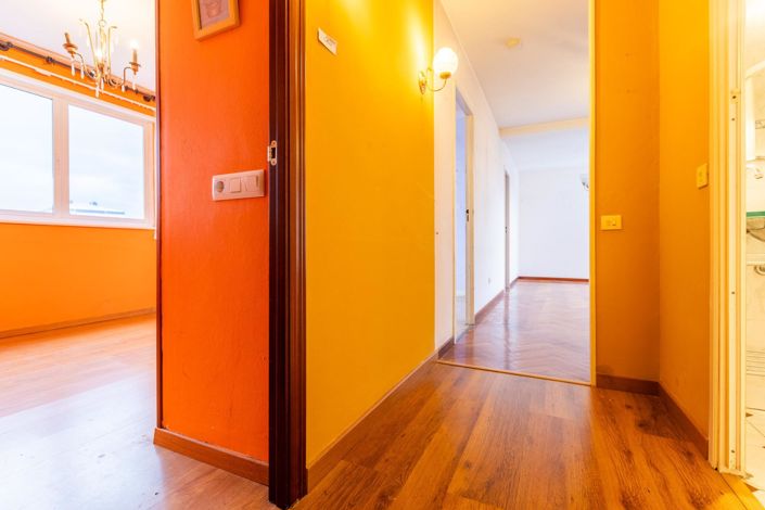 Image No.17-3 Bed Apartment for sale