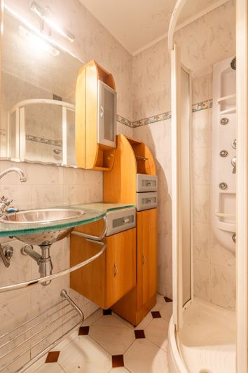 Image No.20-3 Bed Apartment for sale