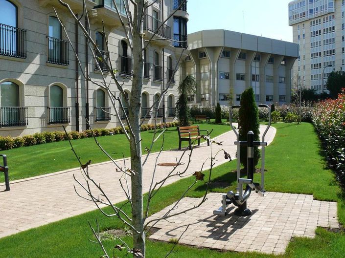 Image No.48-3 Bed Flat for sale