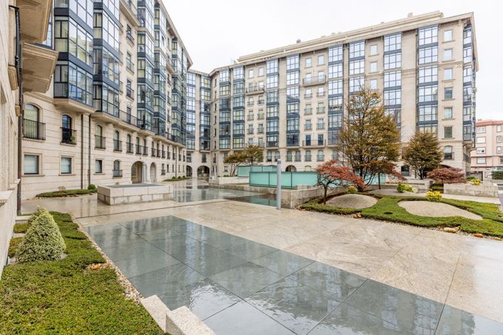 Image No.5-3 Bed Flat for sale