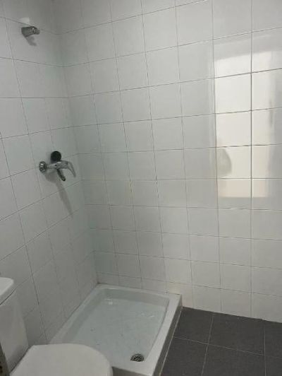 Image No.12-1 Bed Property for sale