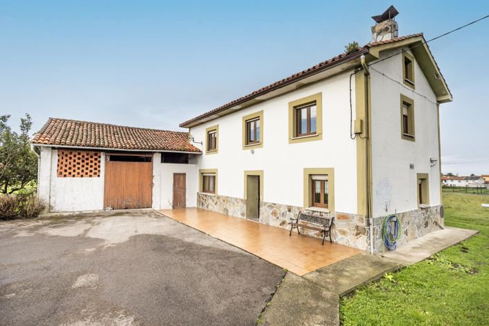 Image No.5-Maison de campagne de 4 chambres à vendre à Cudillero