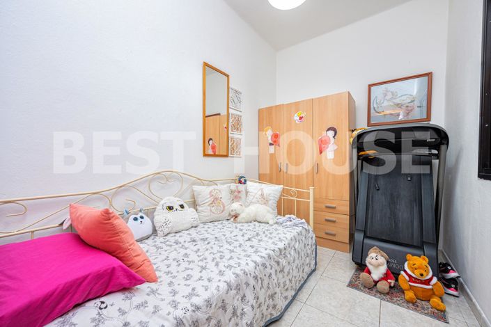 Image No.12-4 Bed Apartment for sale