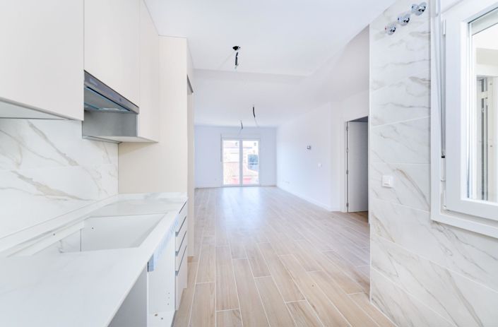 Image No.10-2 Bed Apartment for sale