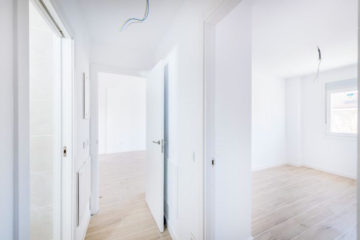 Image No.33-2 Bed Apartment for sale