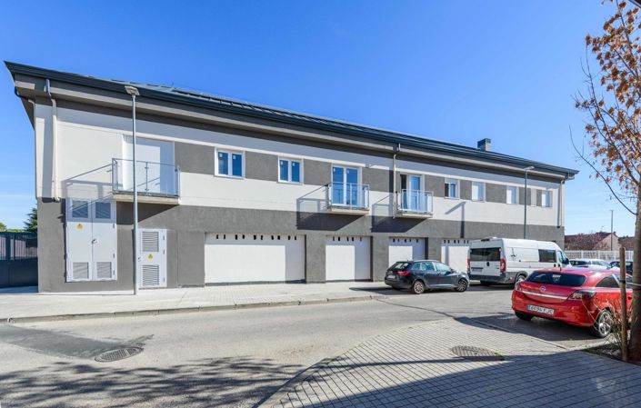 Image No.48-2 Bed Apartment for sale